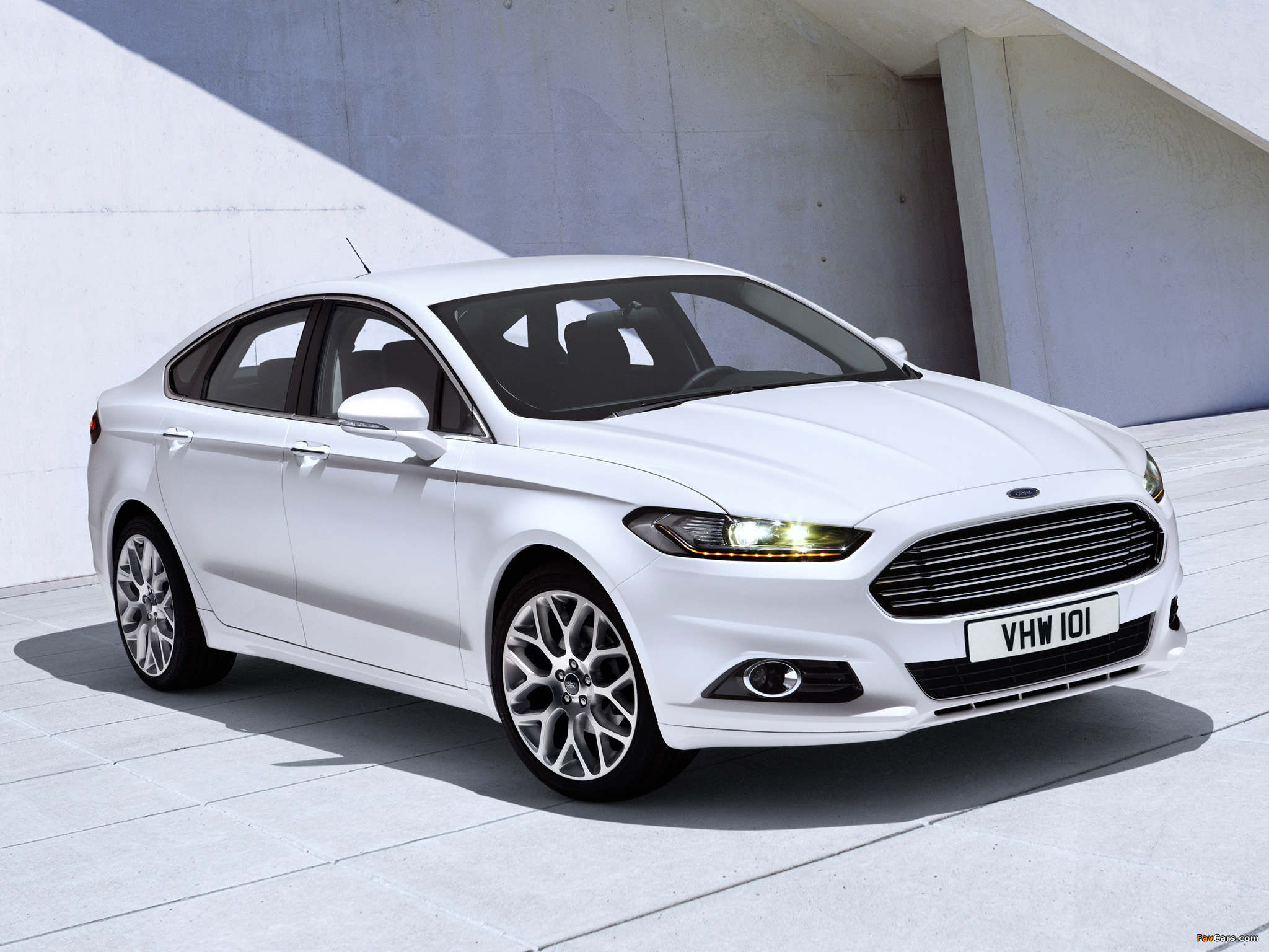 Ford Mondeo Wallpaper - New Ford Mondeo 2013 , HD Wallpaper & Backgrounds