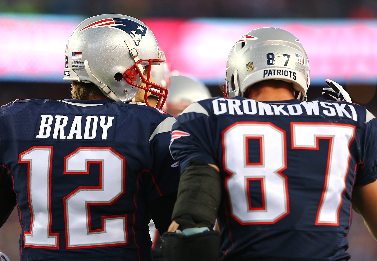 Tough Love Early On From Brady Caused Gronk To Raise - Patriots Tom Brady And Gronk , HD Wallpaper & Backgrounds