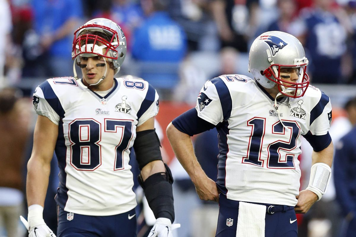 Latest 2015 Patriots Gif Of The Year - Tom Brady Gronkowski , HD Wallpaper & Backgrounds