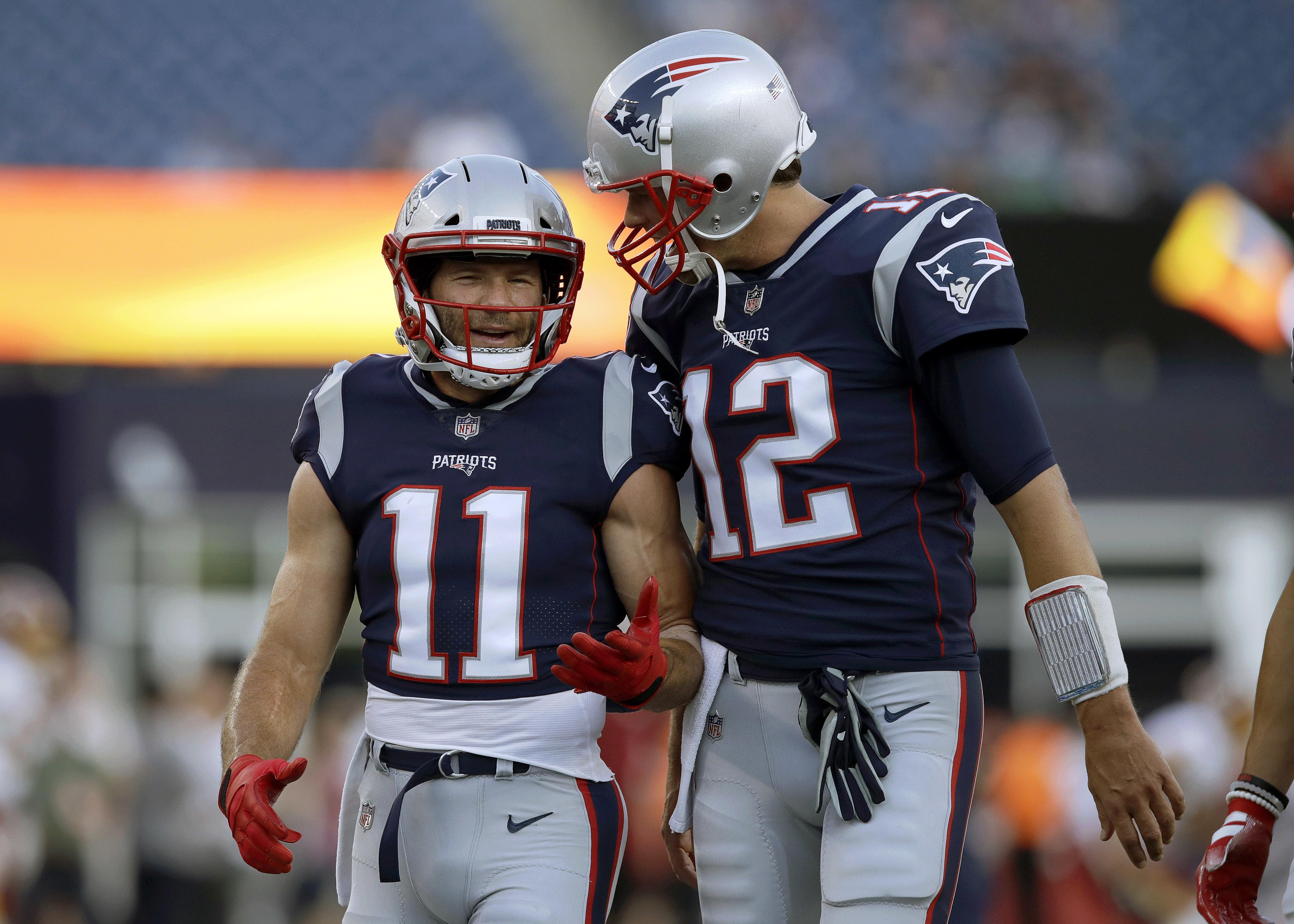 Latest Bromance' Of Tom Brady, Julian Edelman Key To - Patriots Tom Brady And Julian Edelman , HD Wallpaper & Backgrounds