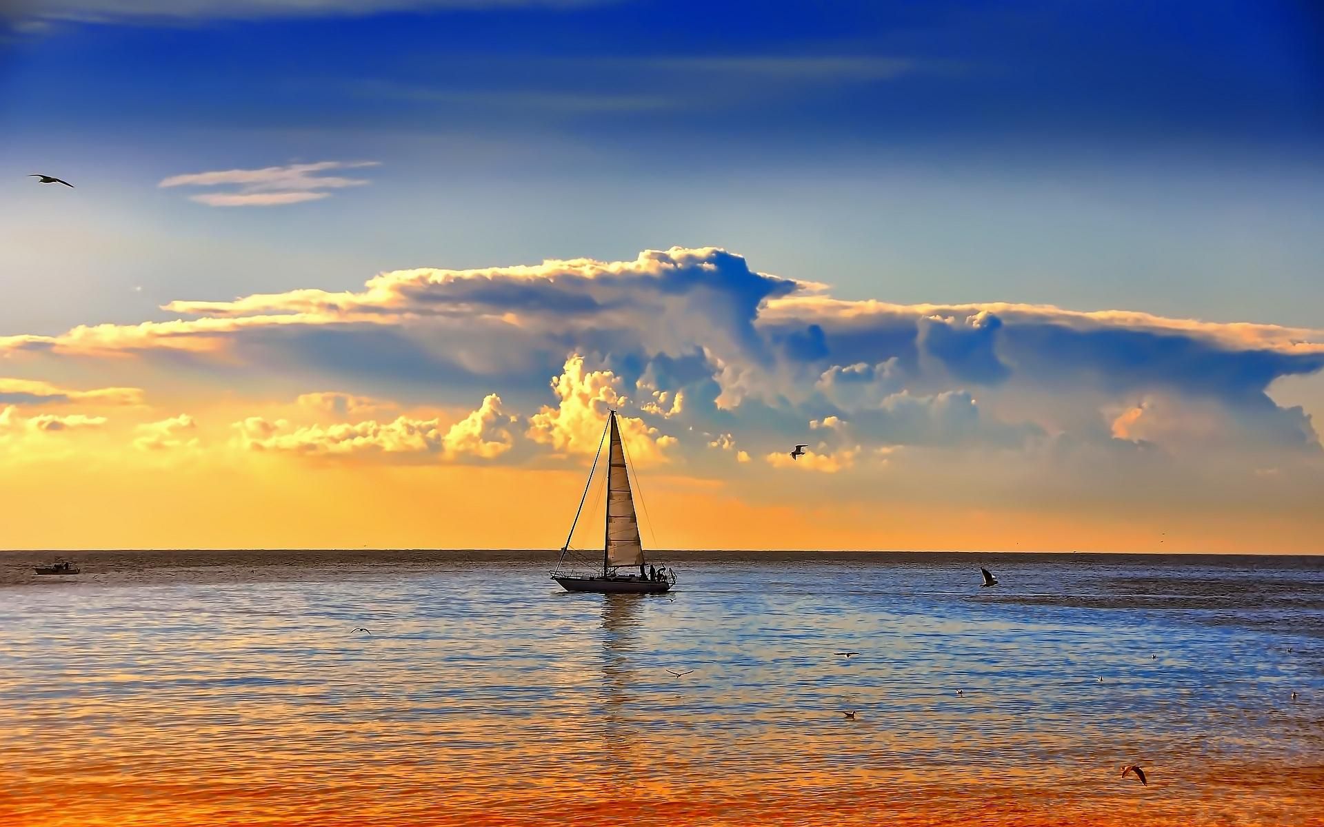 Sailboat In The Sea At Sunset Wallpaper - Природа Кыргызстана Иссык Куль , HD Wallpaper & Backgrounds