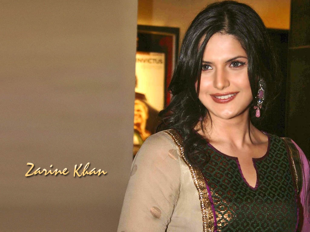 Wallpaper Download Bollywood - Sunny Leone And Zarine Khan , HD Wallpaper & Backgrounds