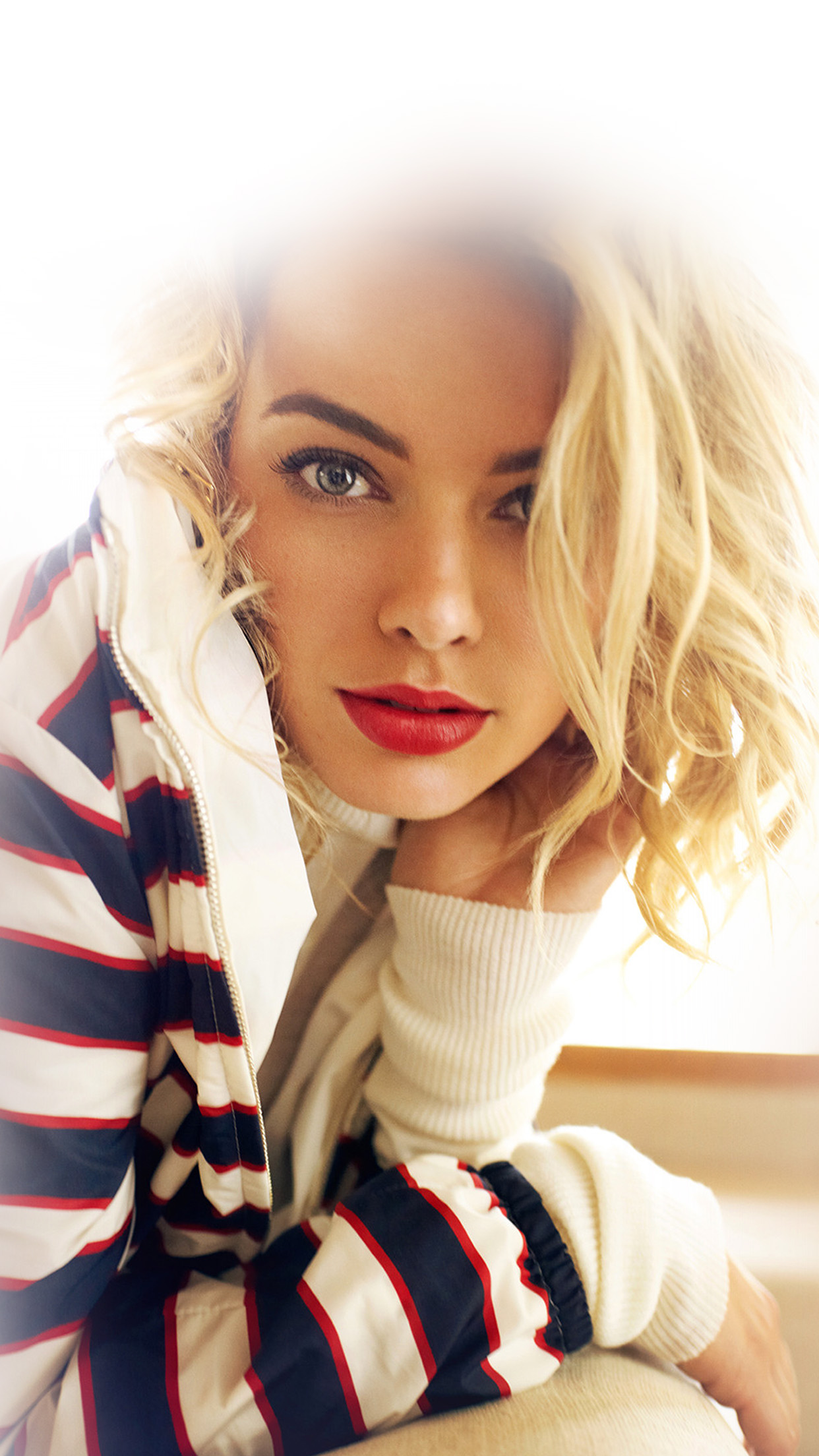 Free Download Iphone - Margot Robbie Wallpaper Hd , HD Wallpaper & Backgrounds