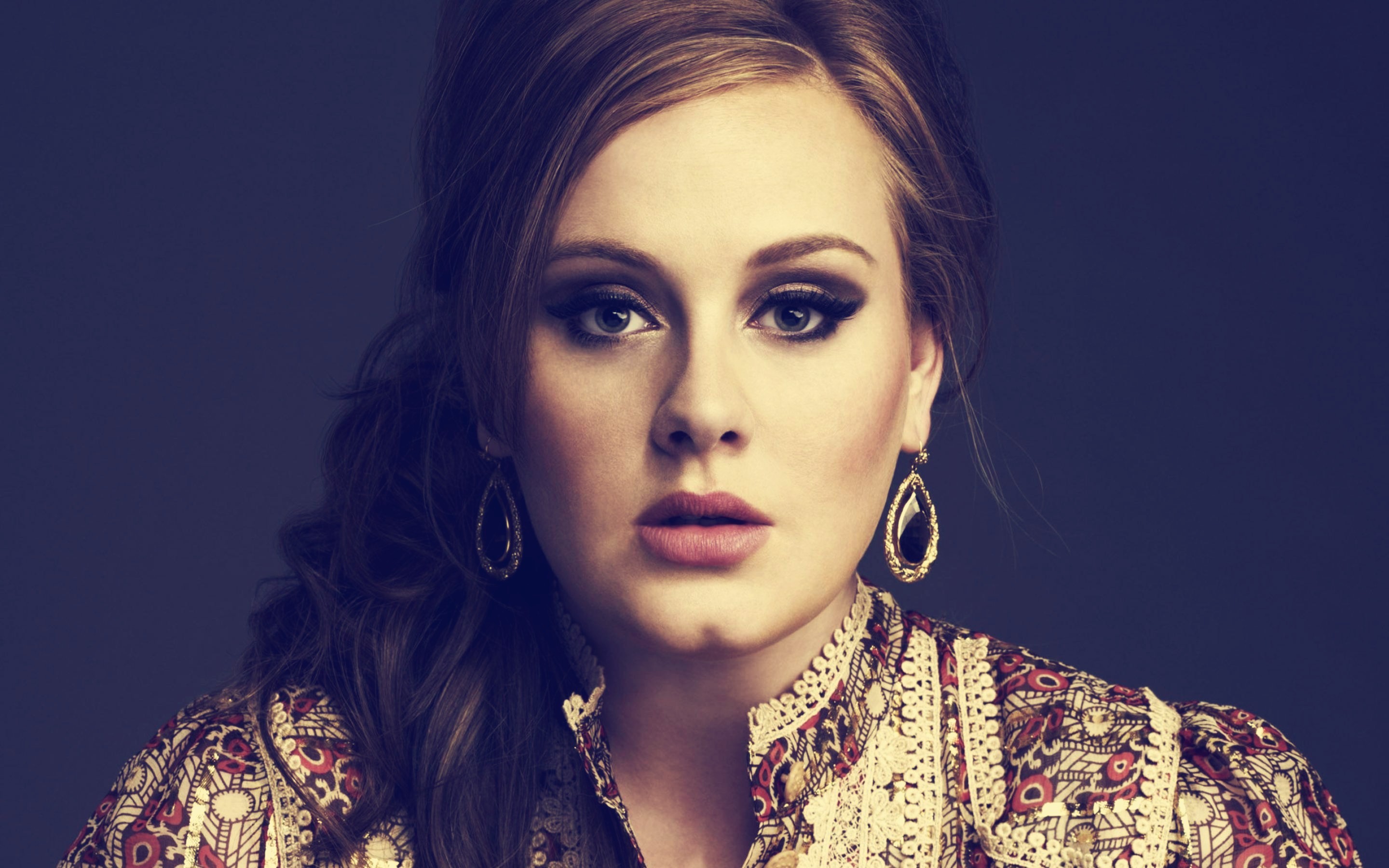 Hd Wallpaper Pin Beautiful Adele Female Singer Celebrity - Adele Rolling In The Deep , HD Wallpaper & Backgrounds