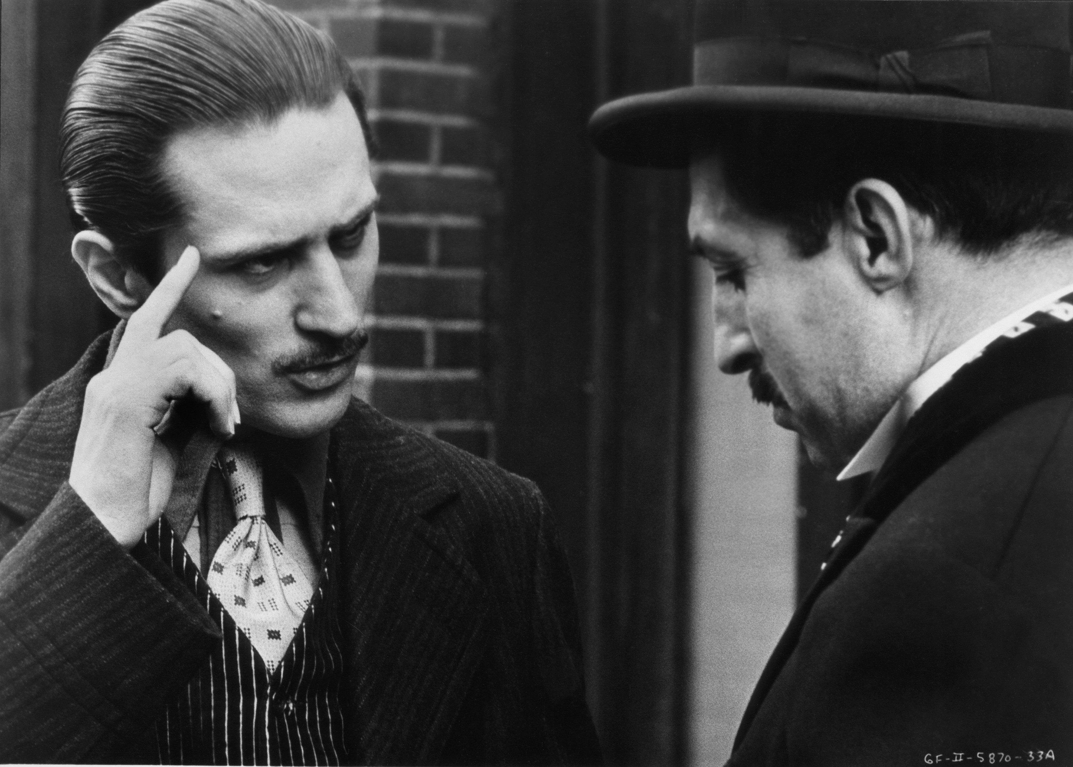 Vito Corleone Robert De Niro , HD Wallpaper & Backgrounds