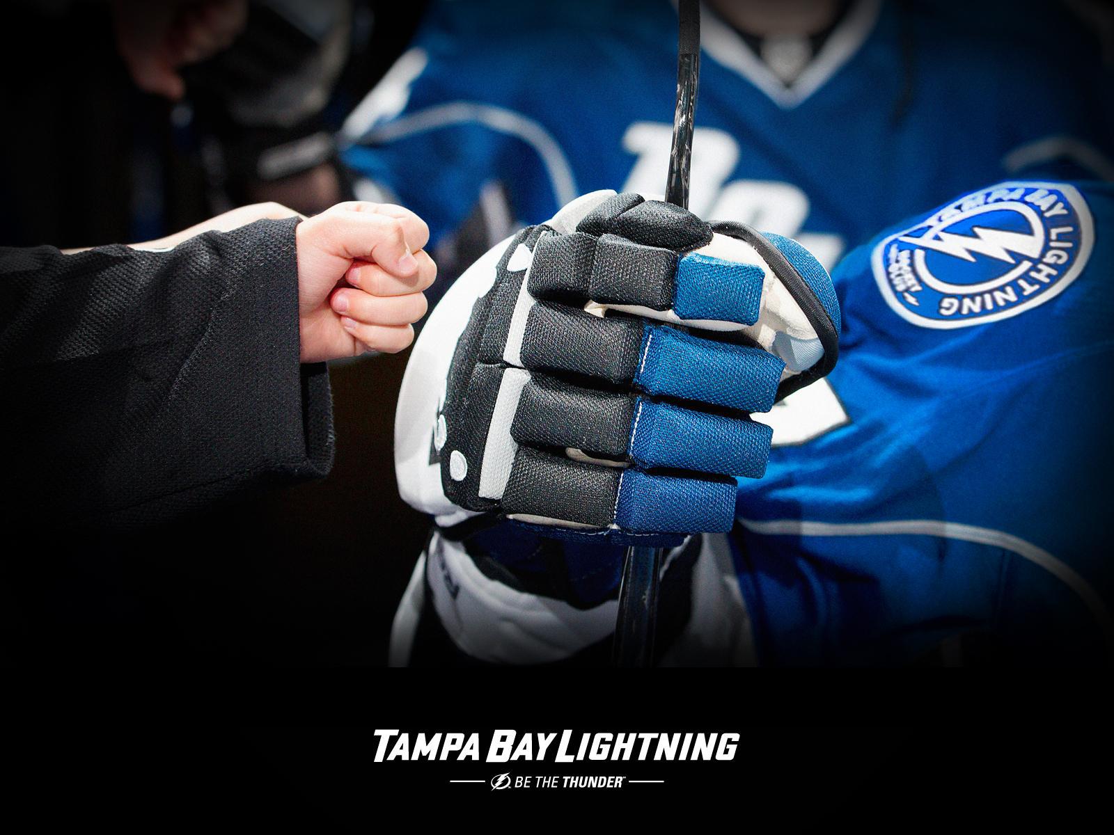 Tampa Bay Lightning Desktop Wallpapers - Nhl Desktop Wallpaper Tampa Bay , HD Wallpaper & Backgrounds