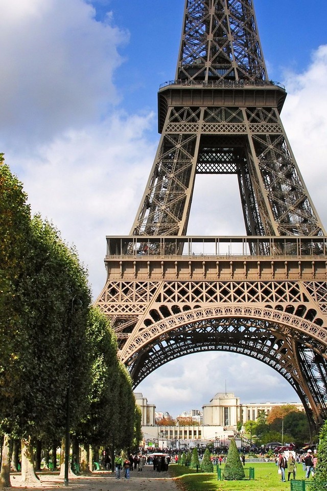 Eiffelturm Wallpaper - Eiffel Tower , HD Wallpaper & Backgrounds