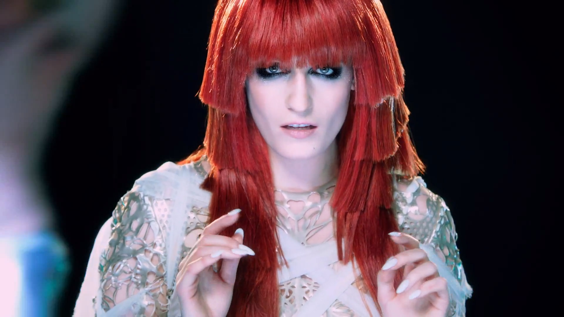 Spectrum [live] By Florence The Machine - Florence And The Machine First , HD Wallpaper & Backgrounds