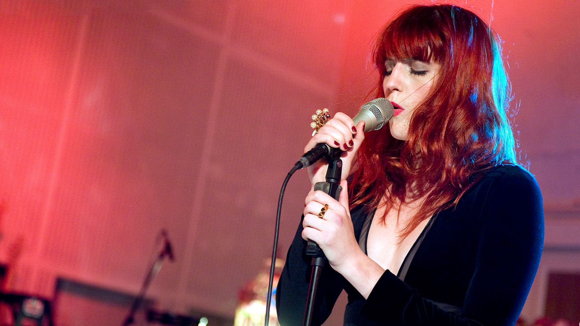Twitter - Florence And The Machine , HD Wallpaper & Backgrounds