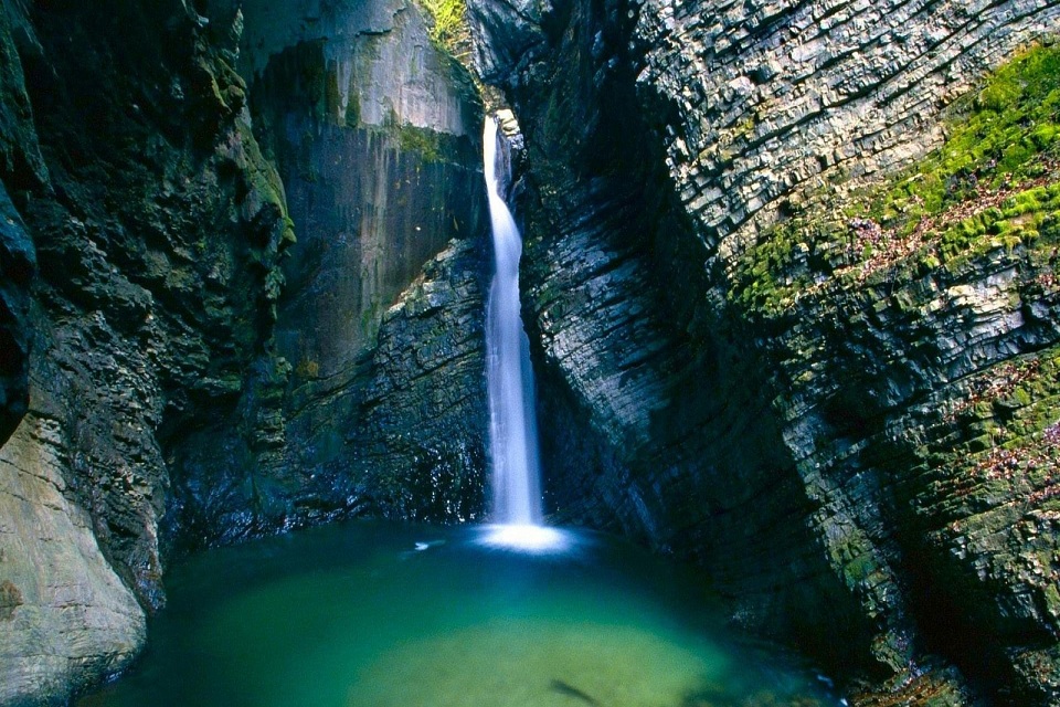 Kozjak Waterfall , HD Wallpaper & Backgrounds