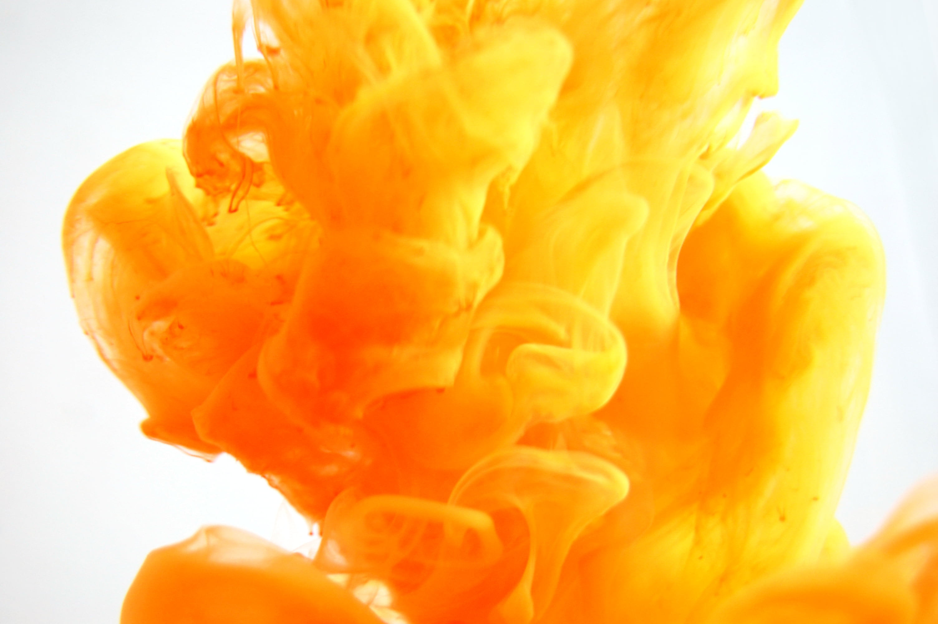 Yellow Orange Ink In Water , HD Wallpaper & Backgrounds