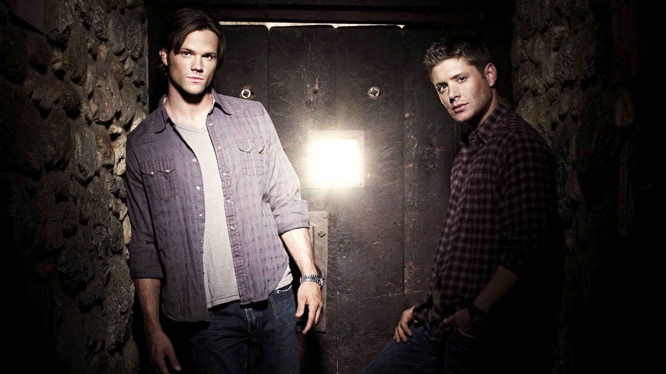 Sam And Dean Supernatural Lockscreen , HD Wallpaper & Backgrounds