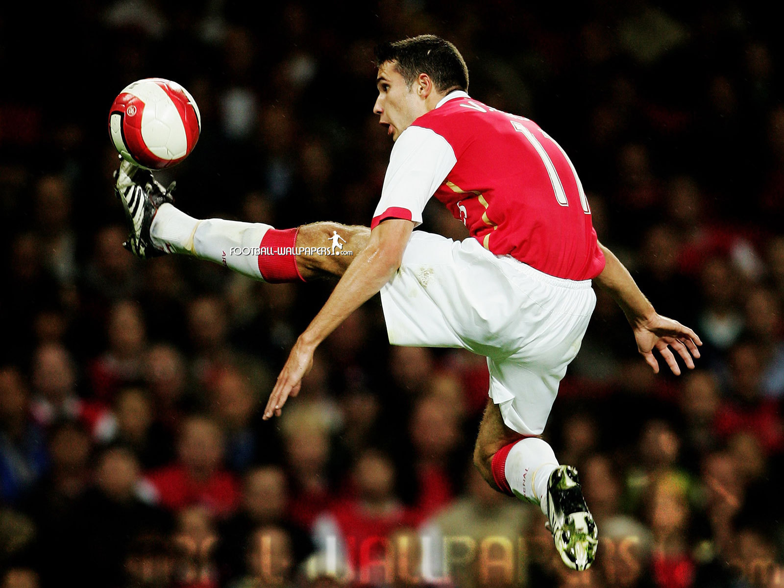 Controlling The Ball In The Air , HD Wallpaper & Backgrounds