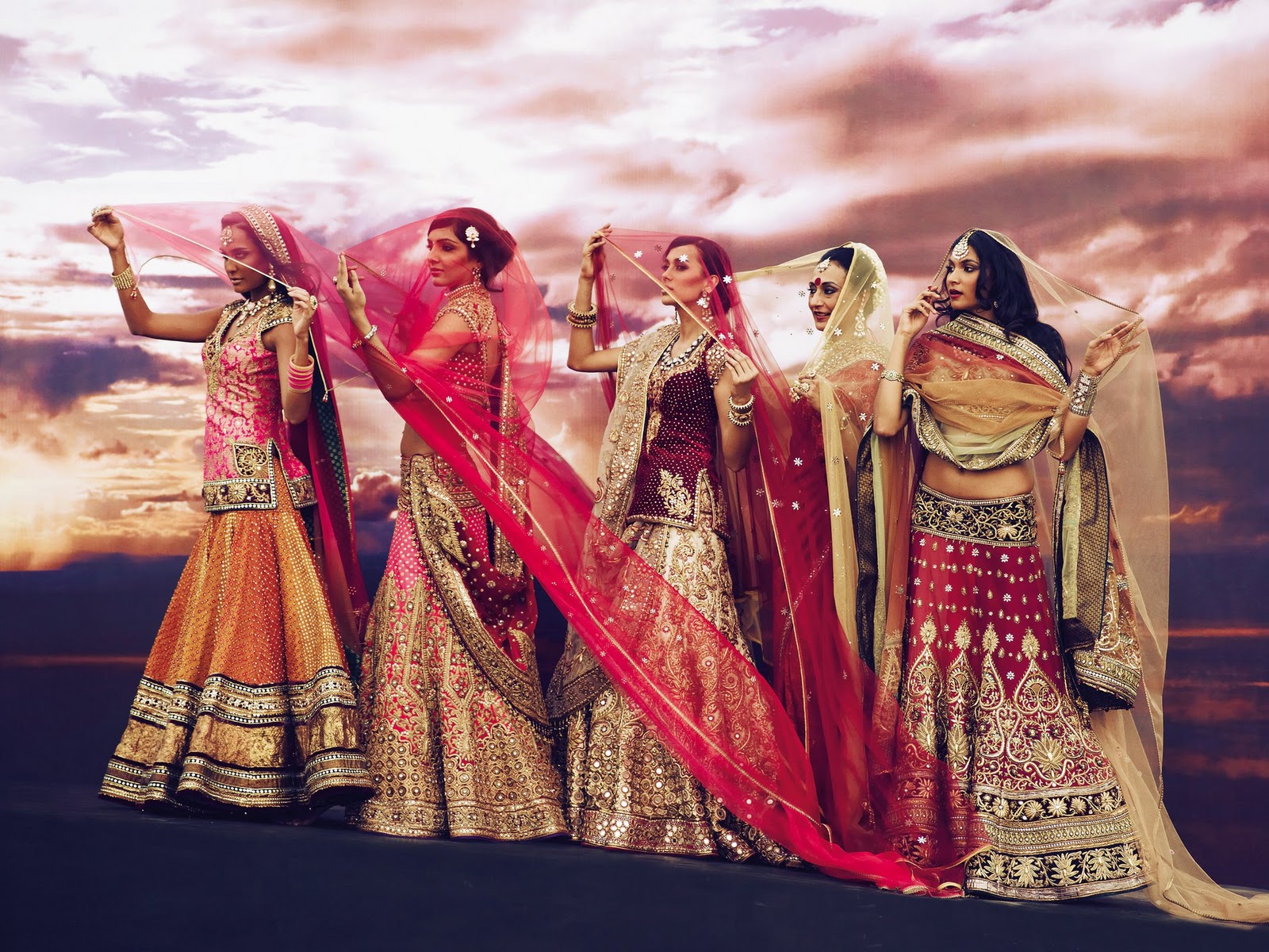 Tarun Tahiliani Bridal Collection 2011 , HD Wallpaper & Backgrounds