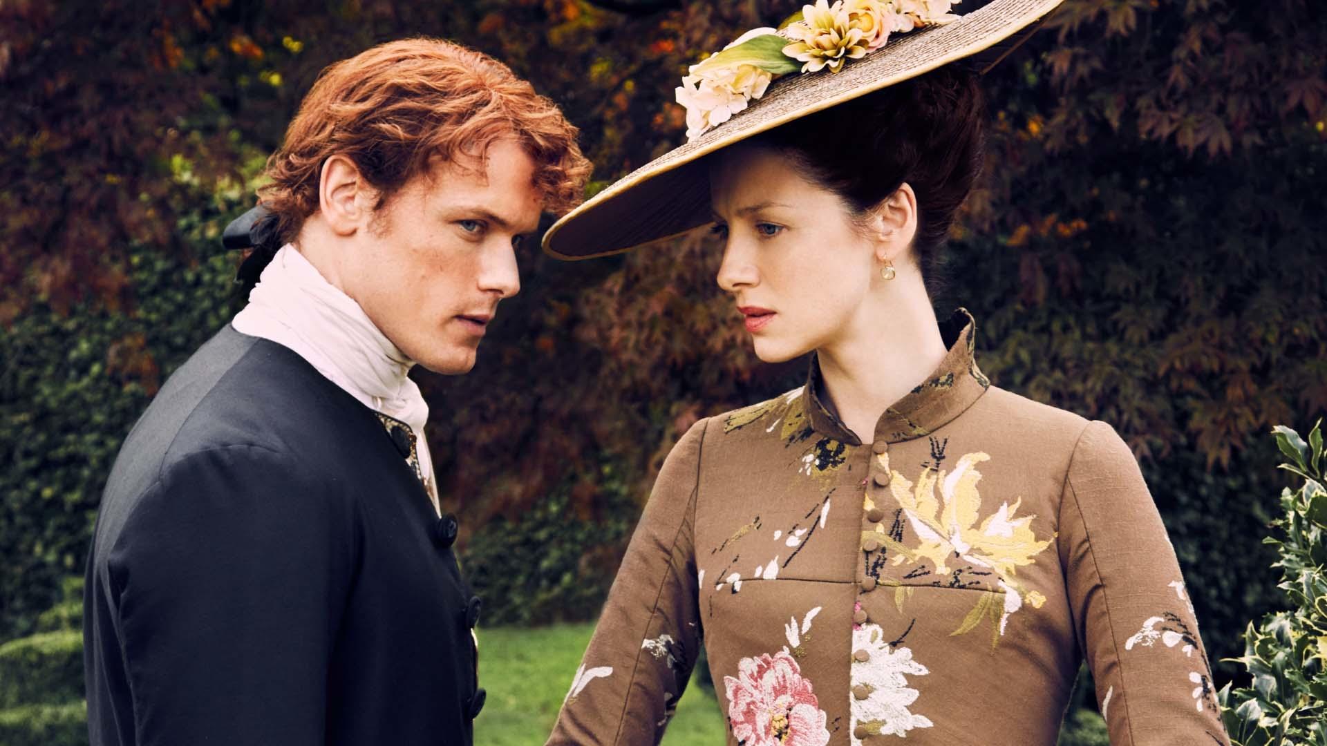 Outlander Wallpapers For Android - Claire Outlander France Dress , HD Wallpaper & Backgrounds