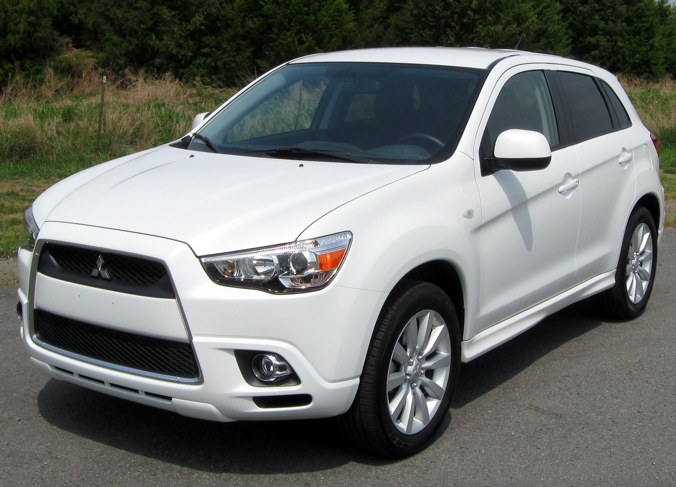 Mitsubishi Outlander Wallpaper - 2011 Mitsubishi Outlander Sport Se White , HD Wallpaper & Backgrounds