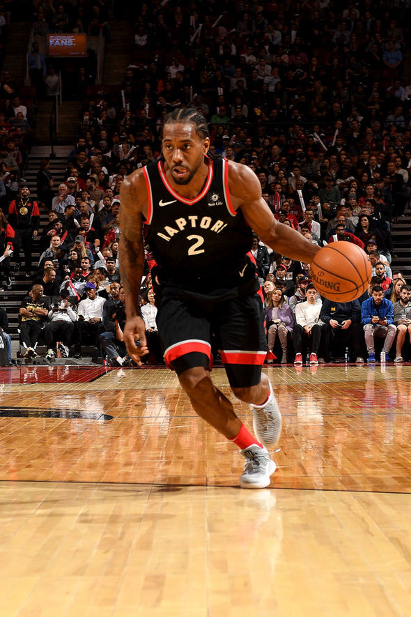 Kawhi Leonard Joined Toronto Raptors This Summer - Kawhi Leonard Raptors Vs Warriors , HD Wallpaper & Backgrounds