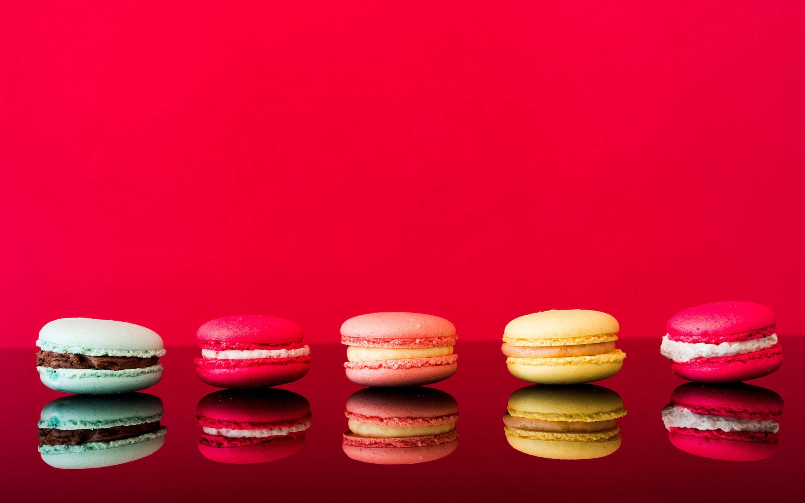 Wallpaper Of Macaron, Reflection, Still, Life, Sweets - Macarons Free Stock , HD Wallpaper & Backgrounds