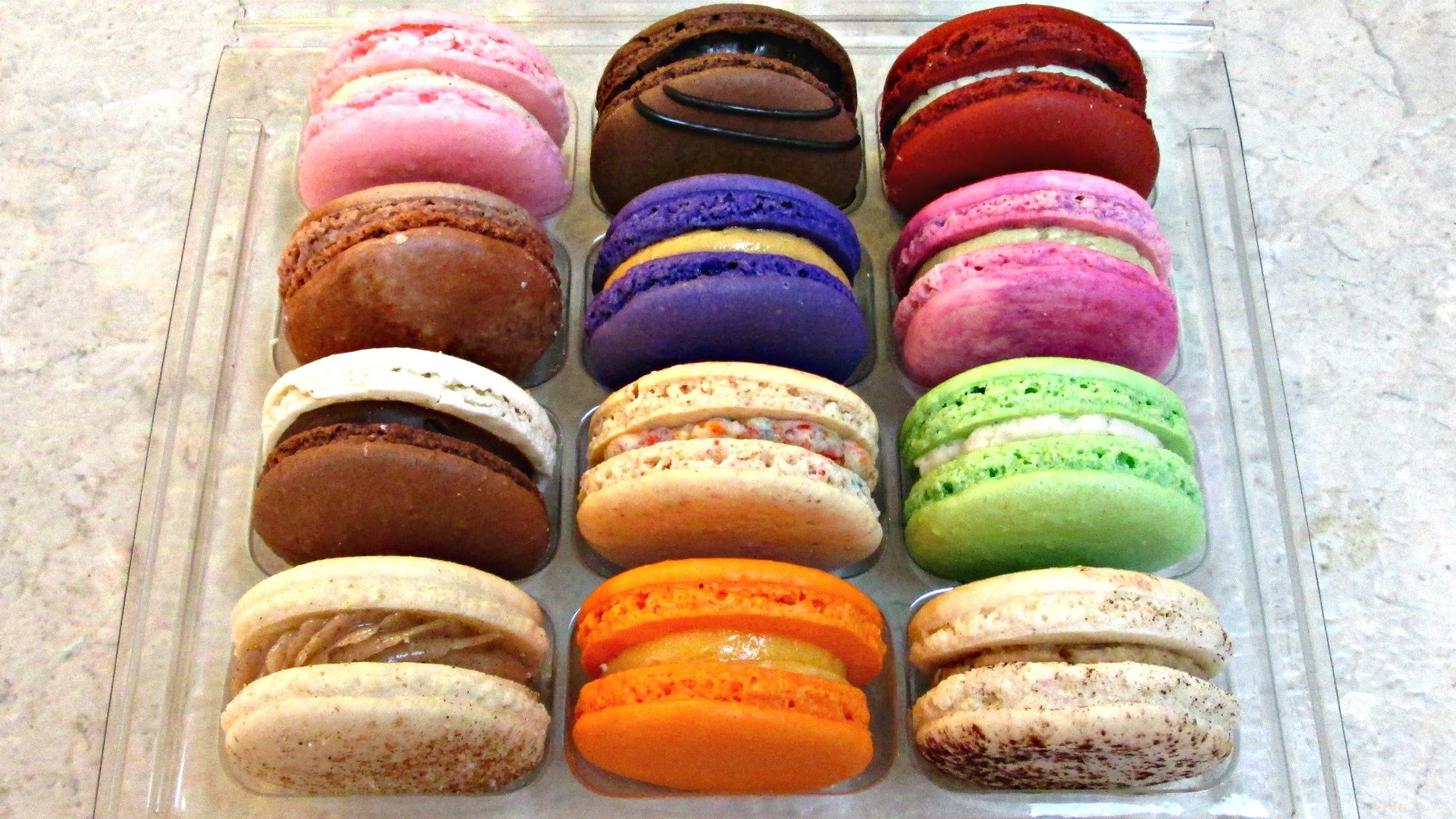 Colorful Macaron Wallpaper - Macaroon , HD Wallpaper & Backgrounds