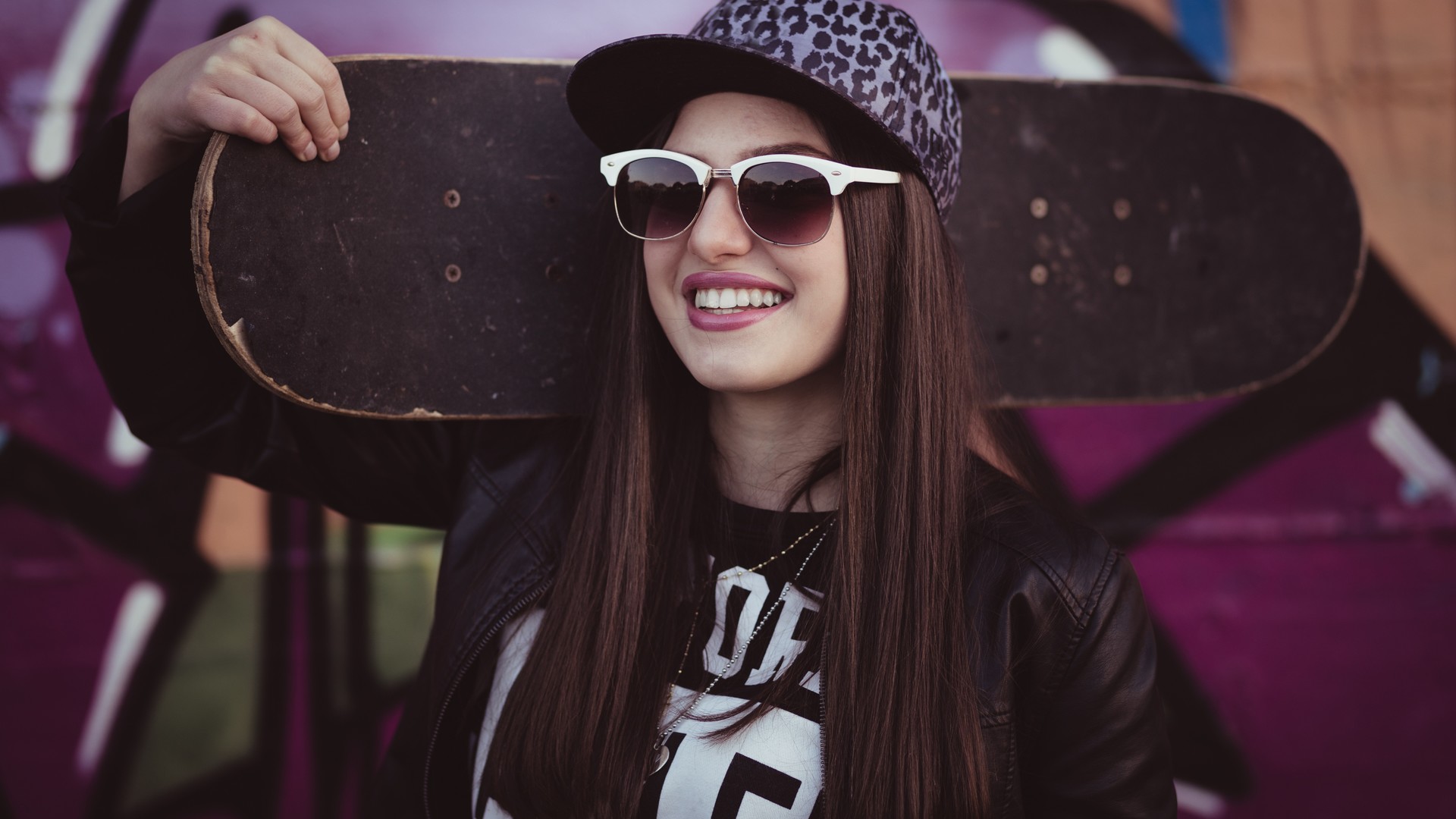 Skateboard Girl Wallpaper - Skateboard Wallpaper Girl 3d , HD Wallpaper & Backgrounds