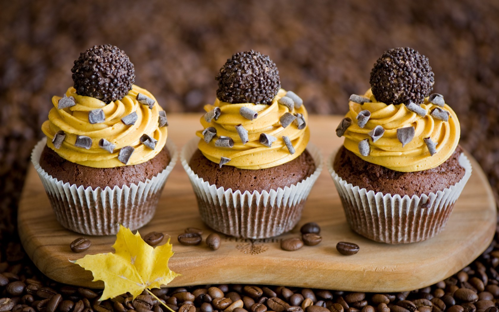 Cakes Dessert Coffee Leaf Yellow Autumn - Cake Shop Images In Hd , HD Wallpaper & Backgrounds