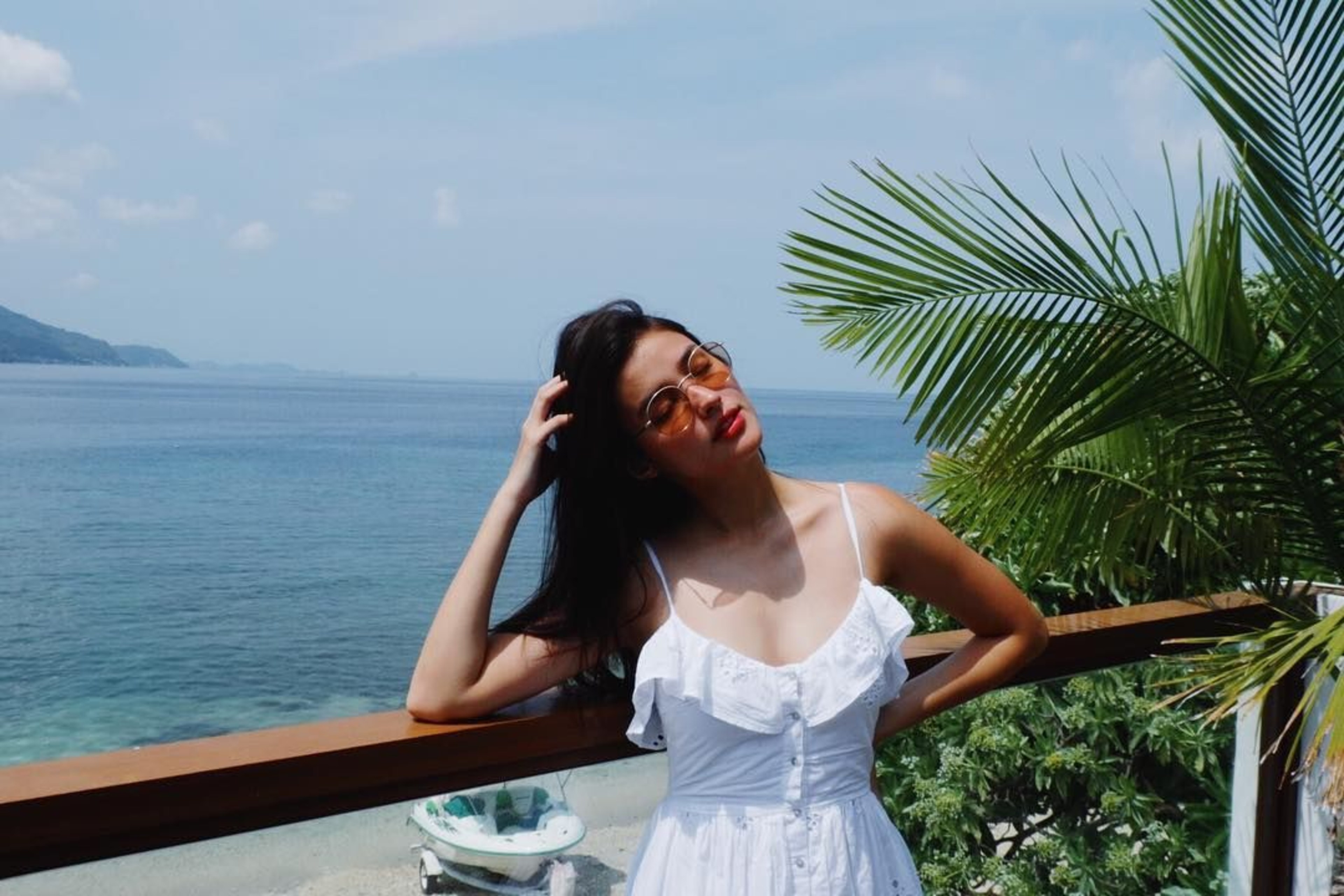 Liza Soberano At The Beach , HD Wallpaper & Backgrounds