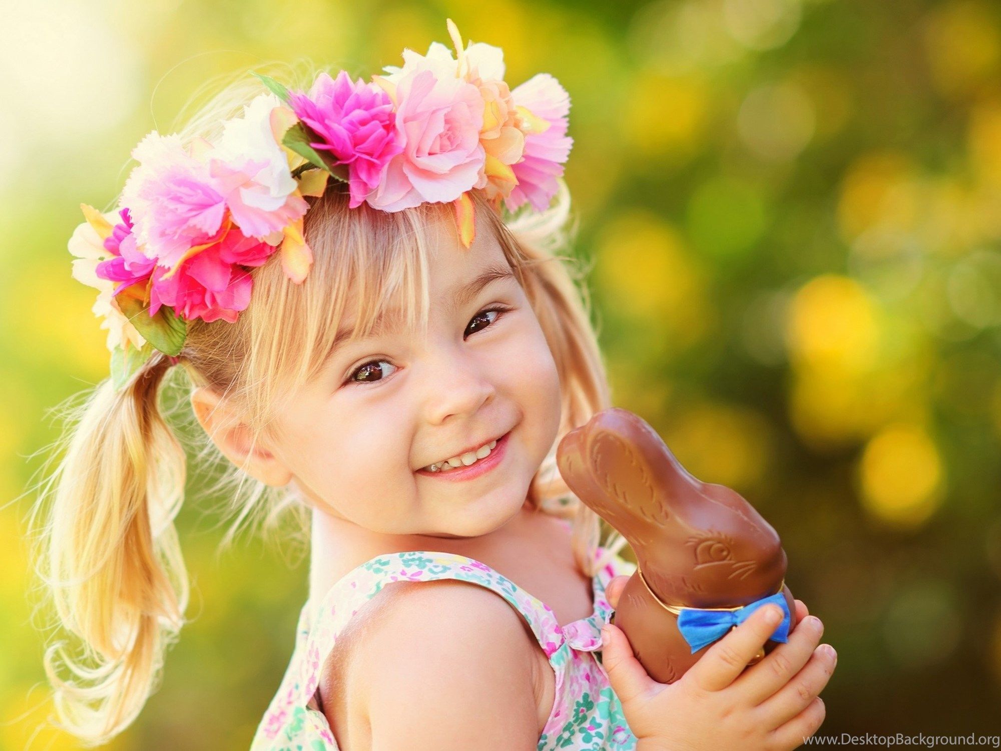 Happy Little Girl , HD Wallpaper & Backgrounds