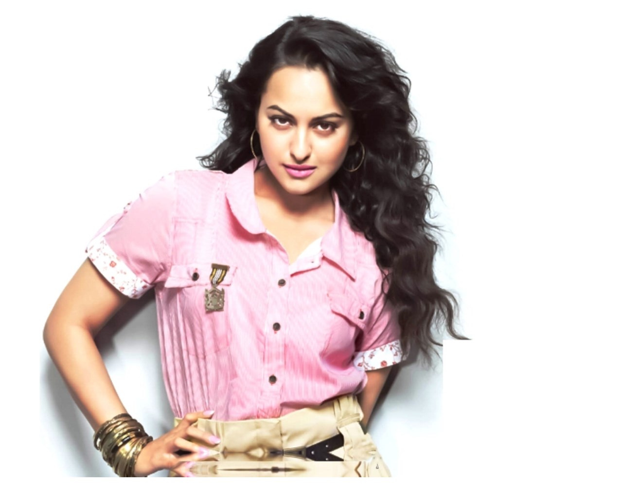 Sonakshi Sinha New Hd , HD Wallpaper & Backgrounds