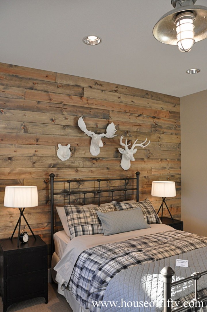Rustic Wood Accent Wall Bedroom , HD Wallpaper & Backgrounds