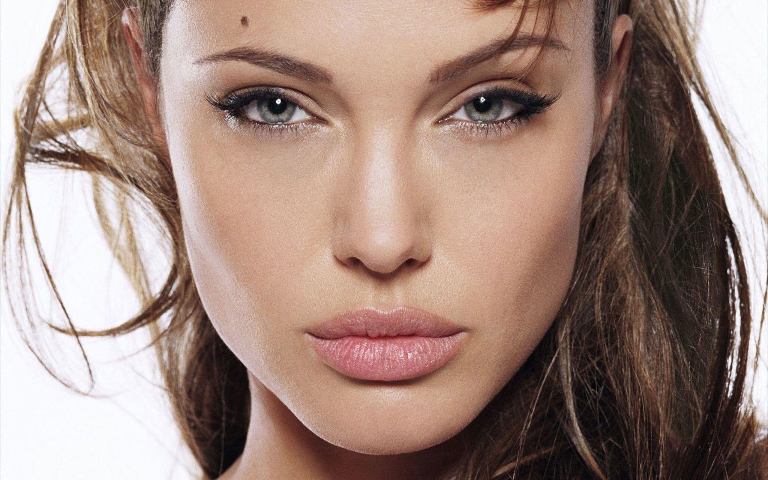 Angelina Jolie Eyes Hd , HD Wallpaper & Backgrounds