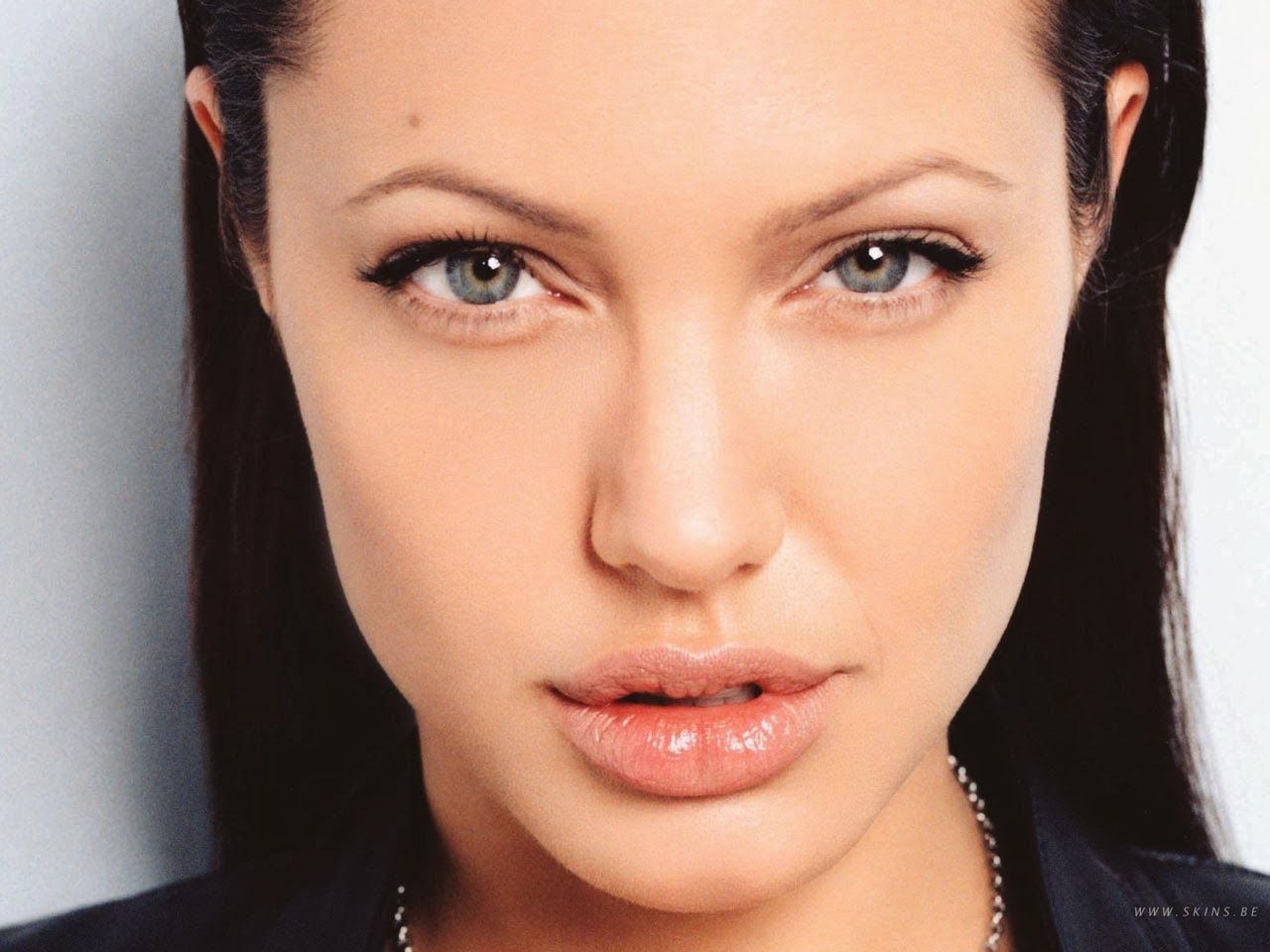 Close Up Photoshoot Angelina Jolie , HD Wallpaper & Backgrounds