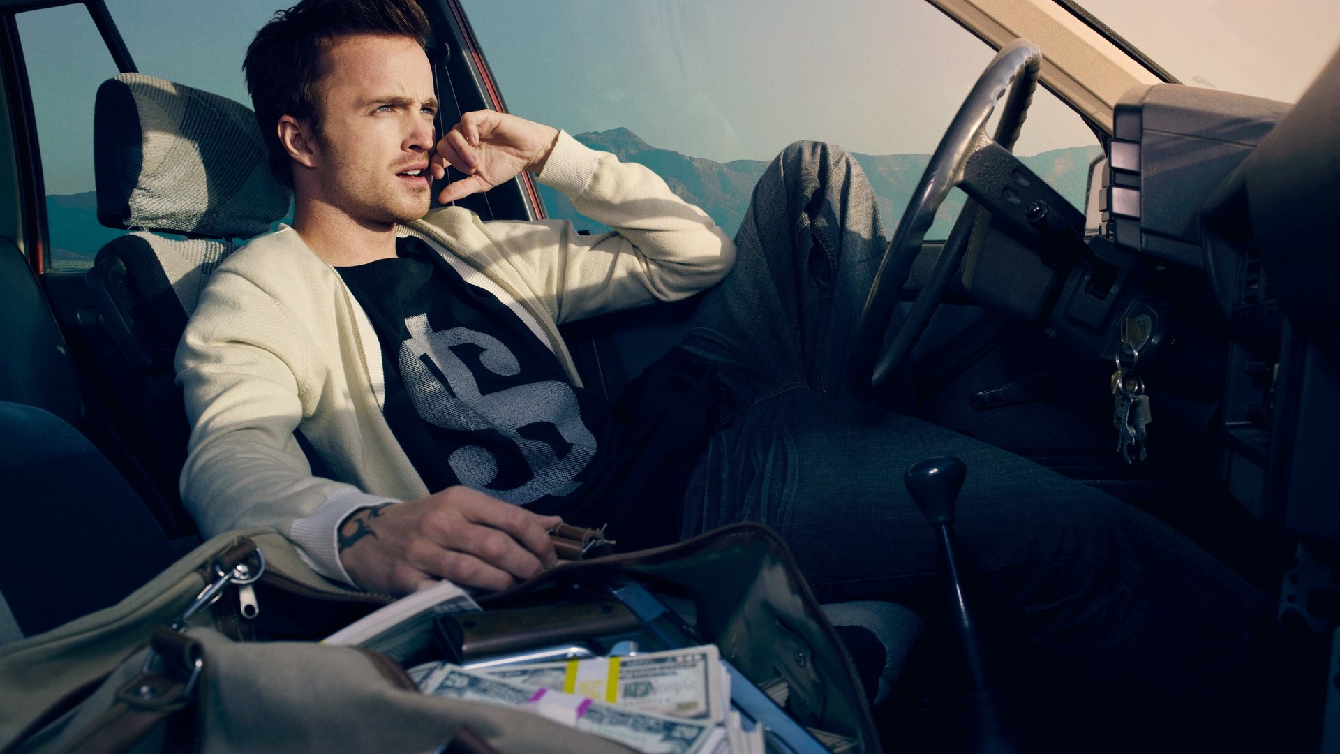 Aaron Paul Wallpaper Hd (#2367500) - HD Wallpaper & Backgrounds Download