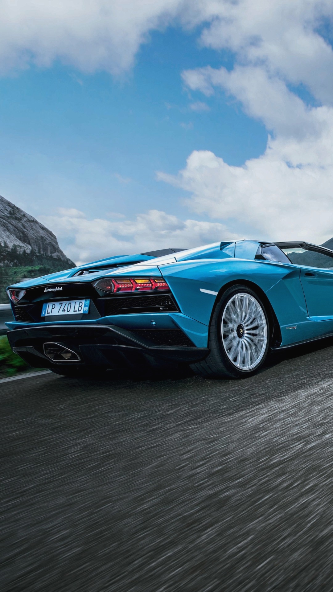 New Aventador S Roadster , HD Wallpaper & Backgrounds