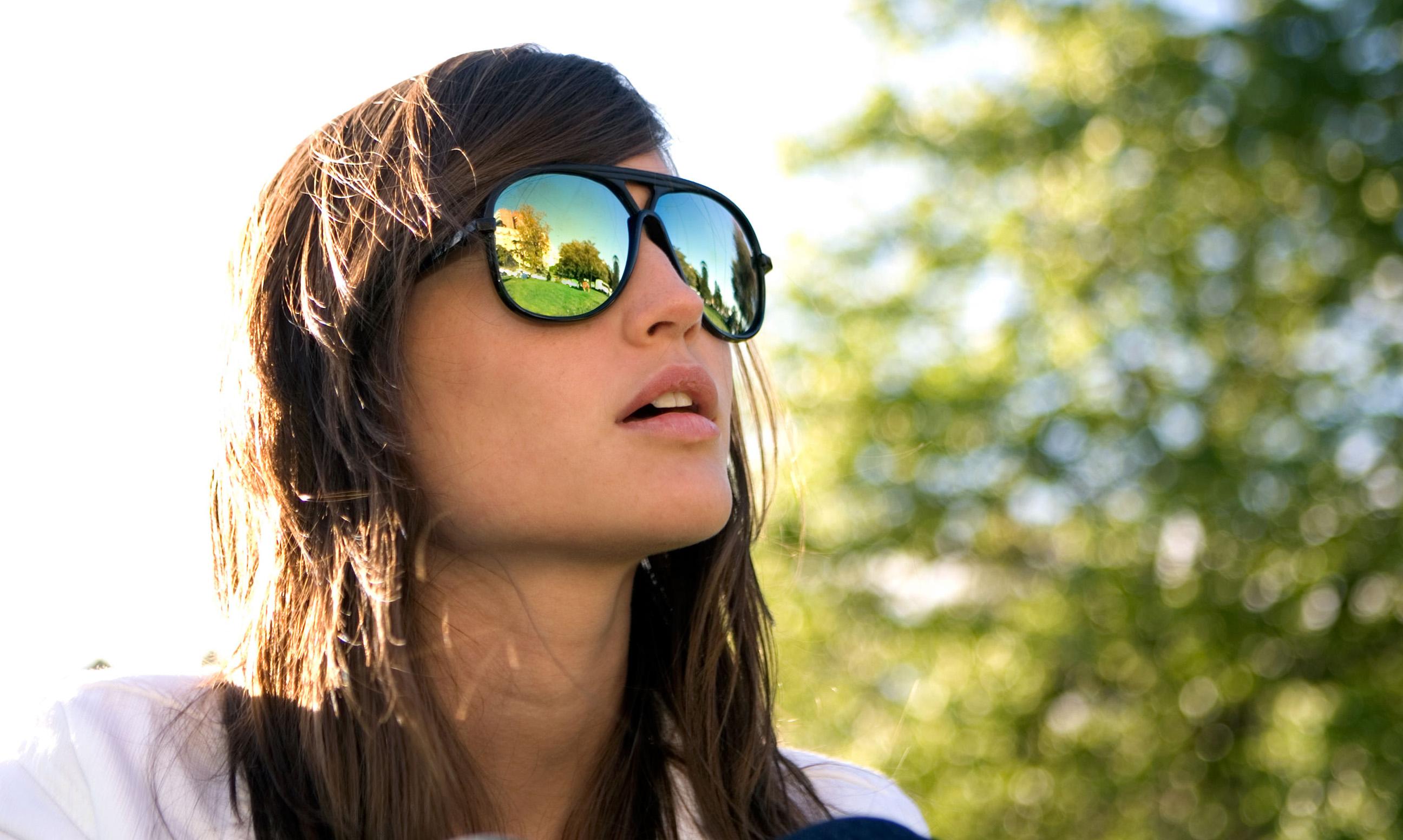 Stylish - Girl Sunglasses Hd , HD Wallpaper & Backgrounds