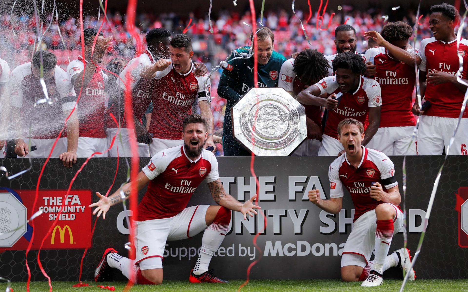 Arsenal - Arsenal Wallpaper 2017 2018 , HD Wallpaper & Backgrounds