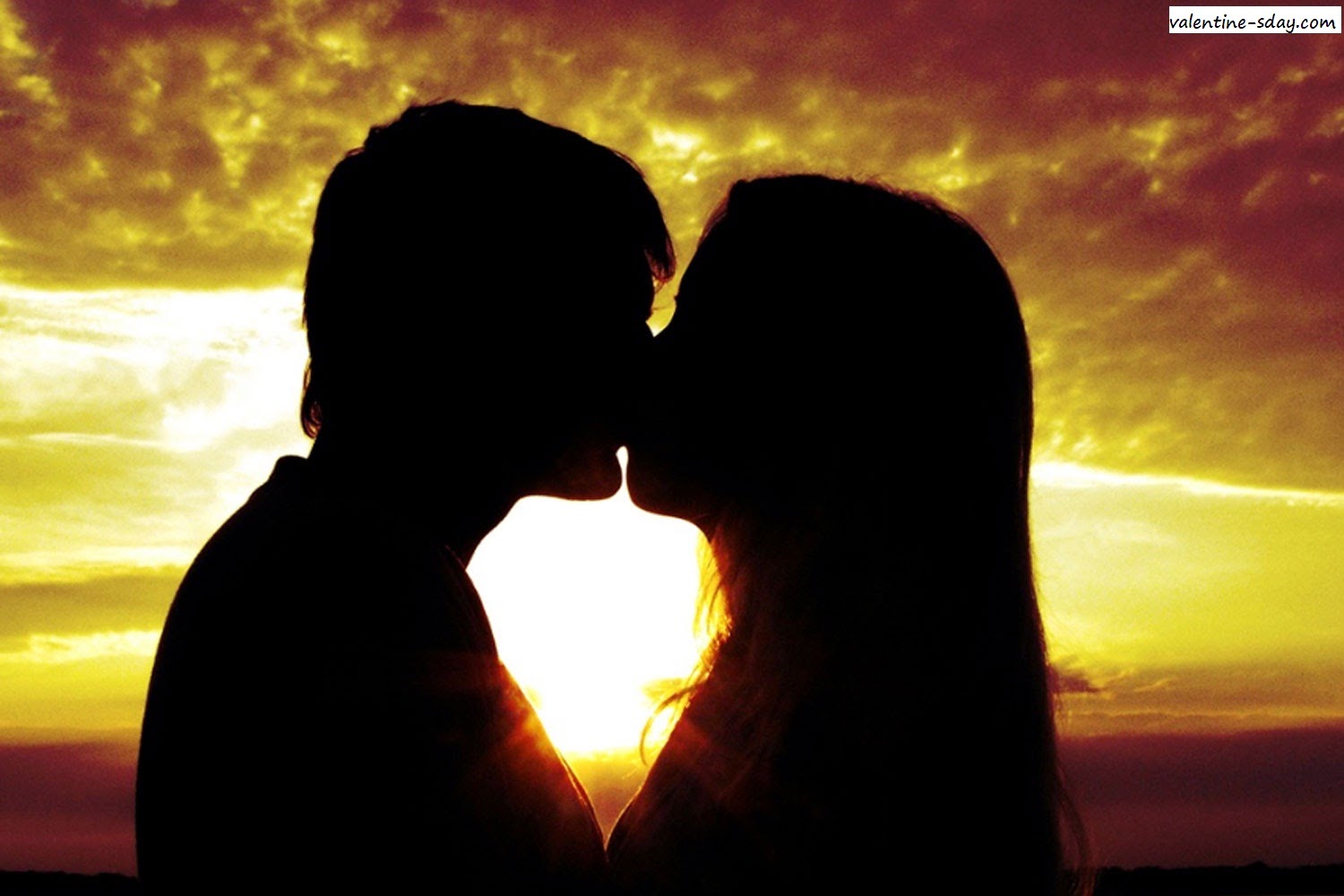 Happy Kissing Day Images - Natural Love Images Hd , HD Wallpaper & Backgrounds