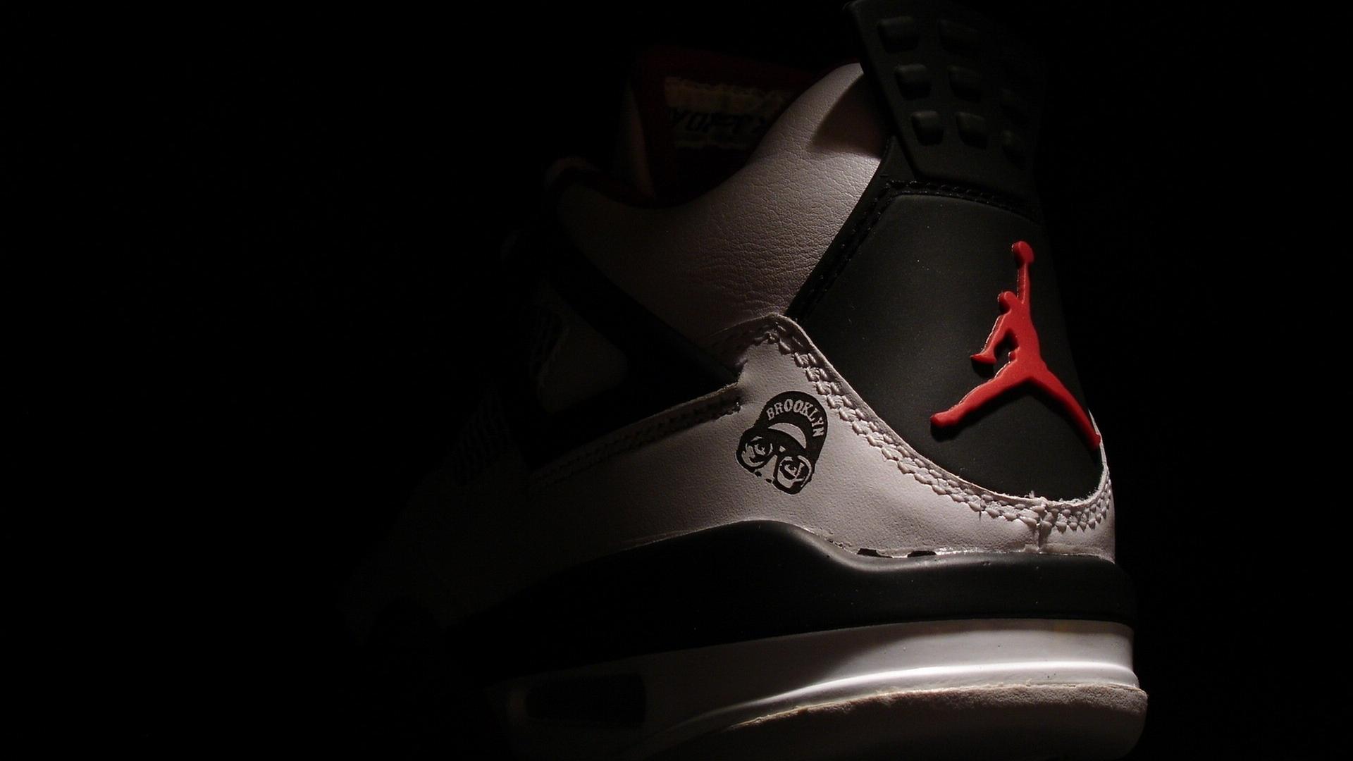 Michael Jordan Wallpaper Shoes - Air Jordan Logo 1080 , HD Wallpaper & Backgrounds