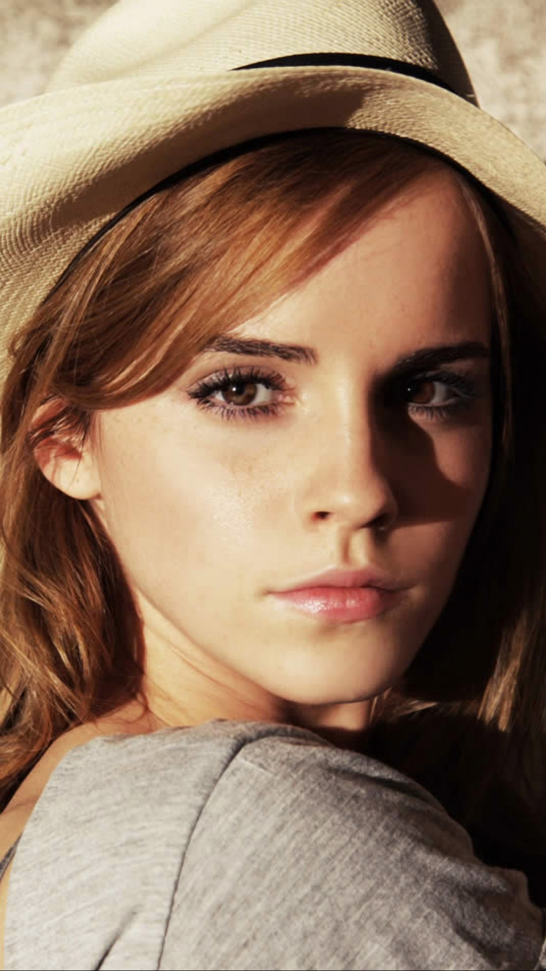 Mobile Wallpaper - Emma Watson Wallpaper Iphone 7 , HD Wallpaper & Backgrounds