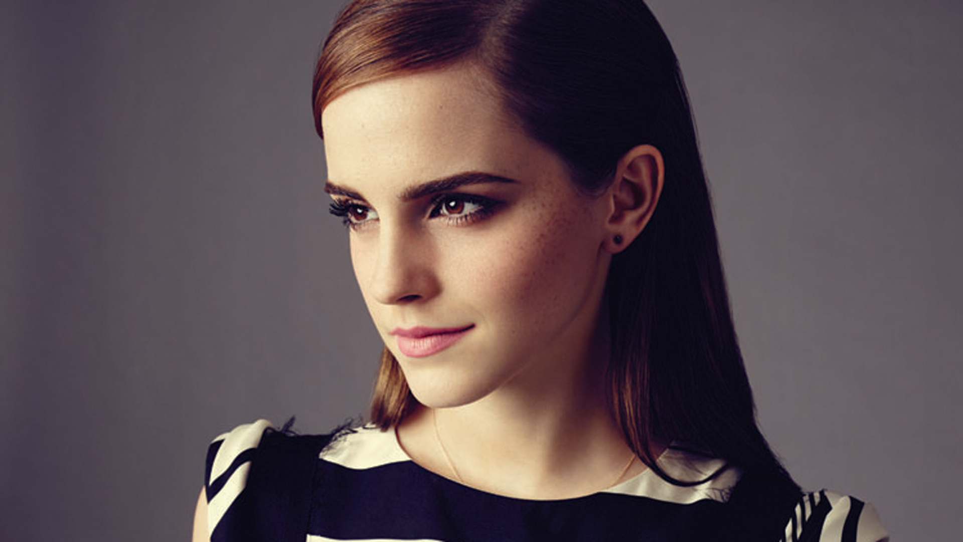 Emma Watson Iphone Wallpaper Hd - Emma Watson , HD Wallpaper & Backgrounds