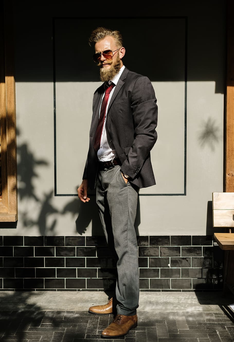 Conor Mcgregor, Beard, Business, Confidence, Corporate, , HD Wallpaper & Backgrounds