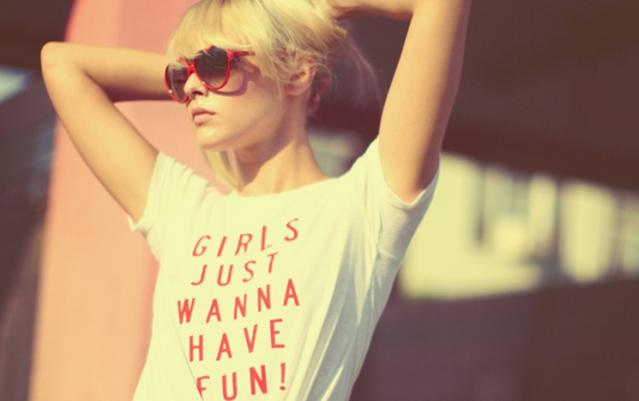 Girls Just Wanna Have Fun Wallpapers - Girls Just Wanna Have Fun , HD Wallpaper & Backgrounds
