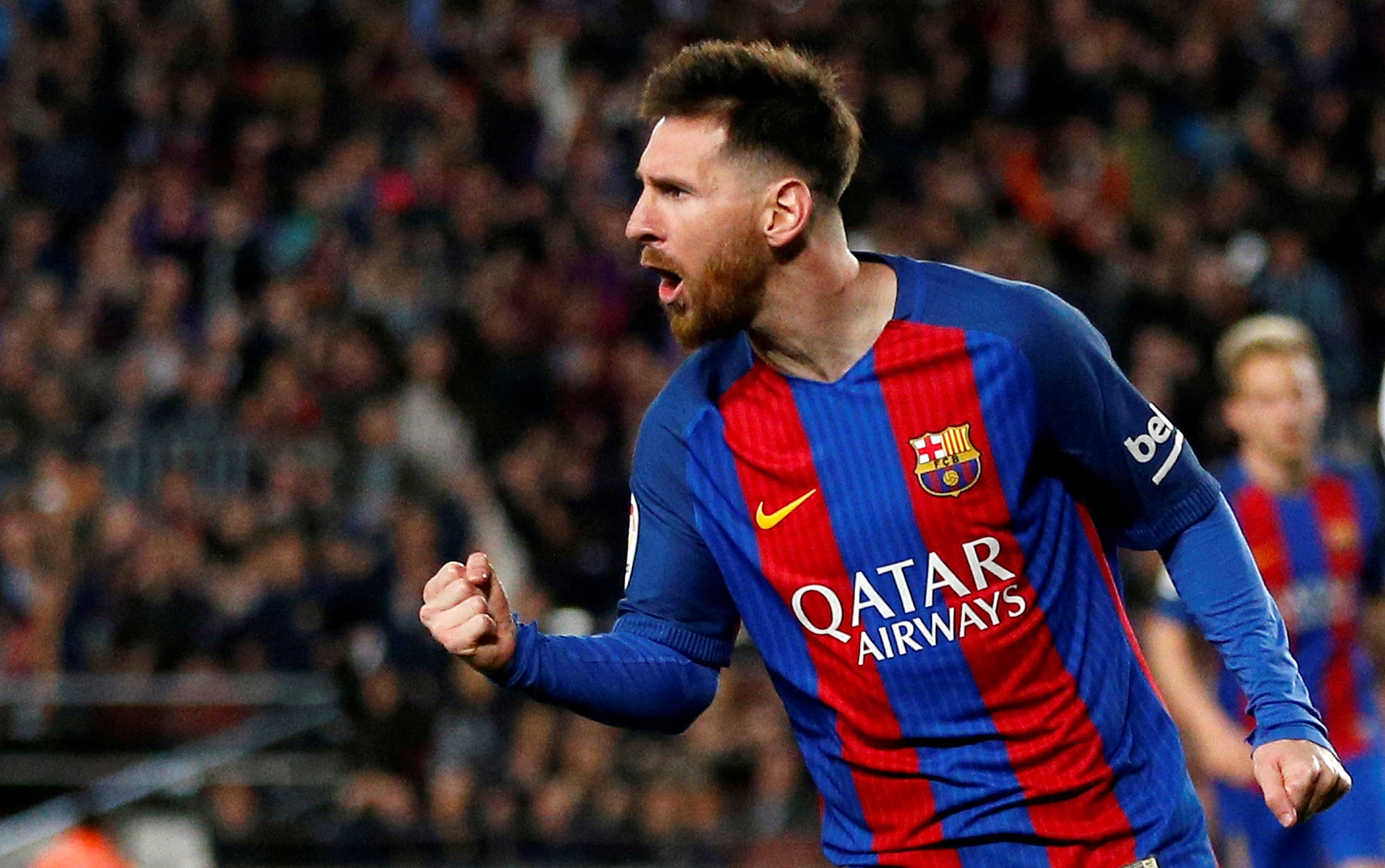 Lionel Messi Hd Wallpaper - Hd Wallpaper For Laptop Of Football , HD Wallpaper & Backgrounds