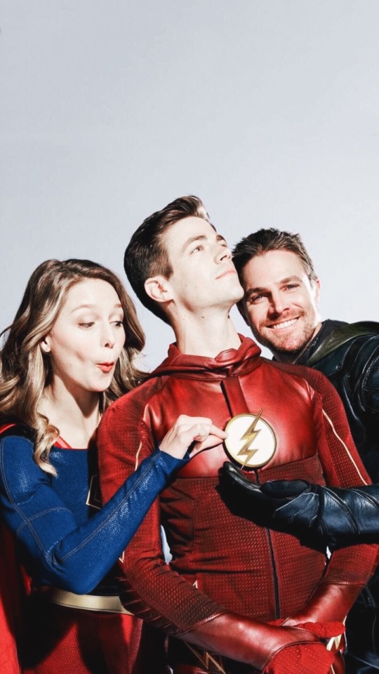 Image - Supergirl Flash And Arrow Photoshoot , HD Wallpaper & Backgrounds