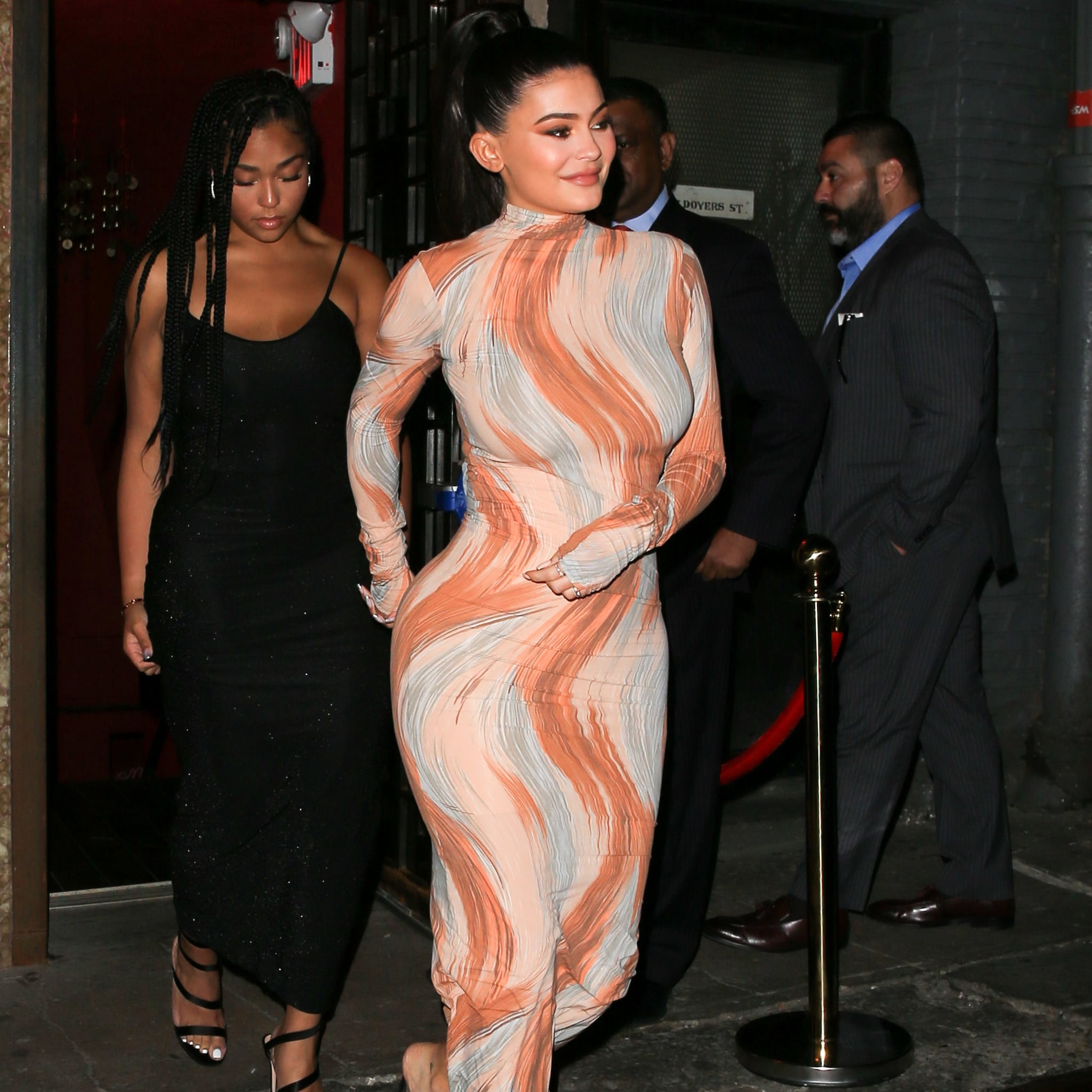 Kylie Jenner Fashion Nova Dress , HD Wallpaper & Backgrounds