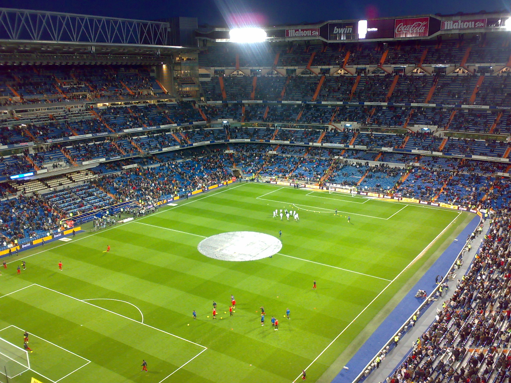 Estadio De Futbol Santiago Bernabeu 
 Data Src Best - Estadio De Futbol En Ingles , HD Wallpaper & Backgrounds