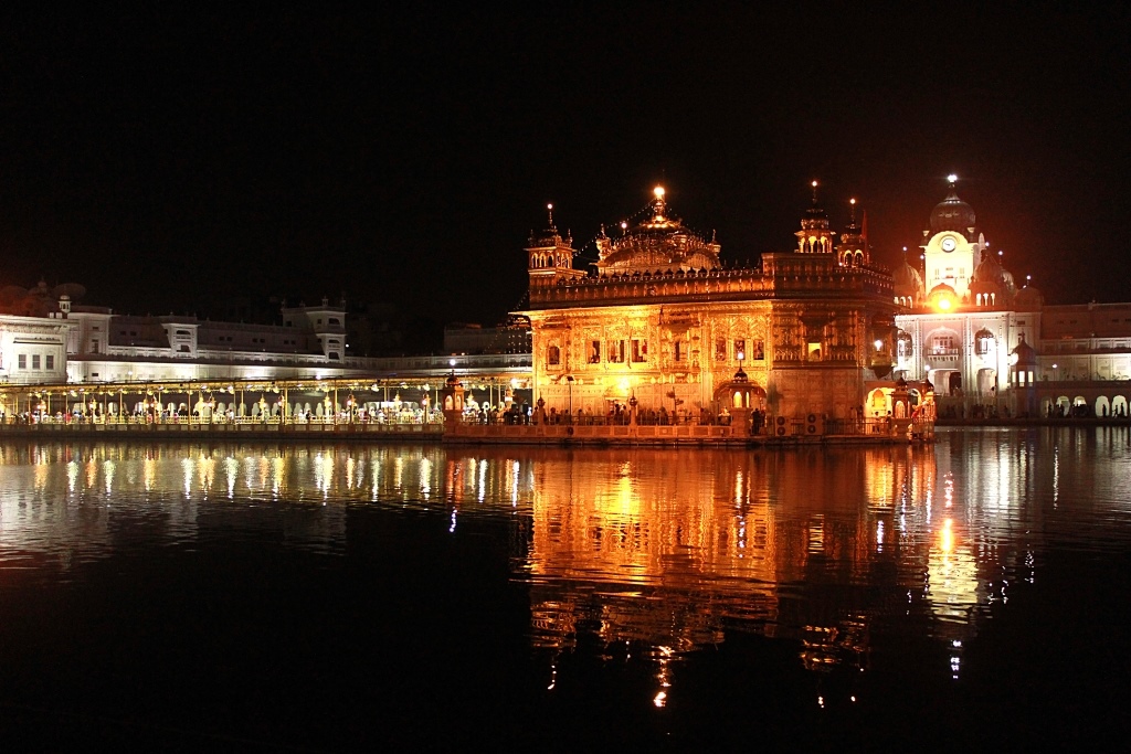Amritsar Golden Temple - Amritsar Swarna Mandir , HD Wallpaper & Backgrounds