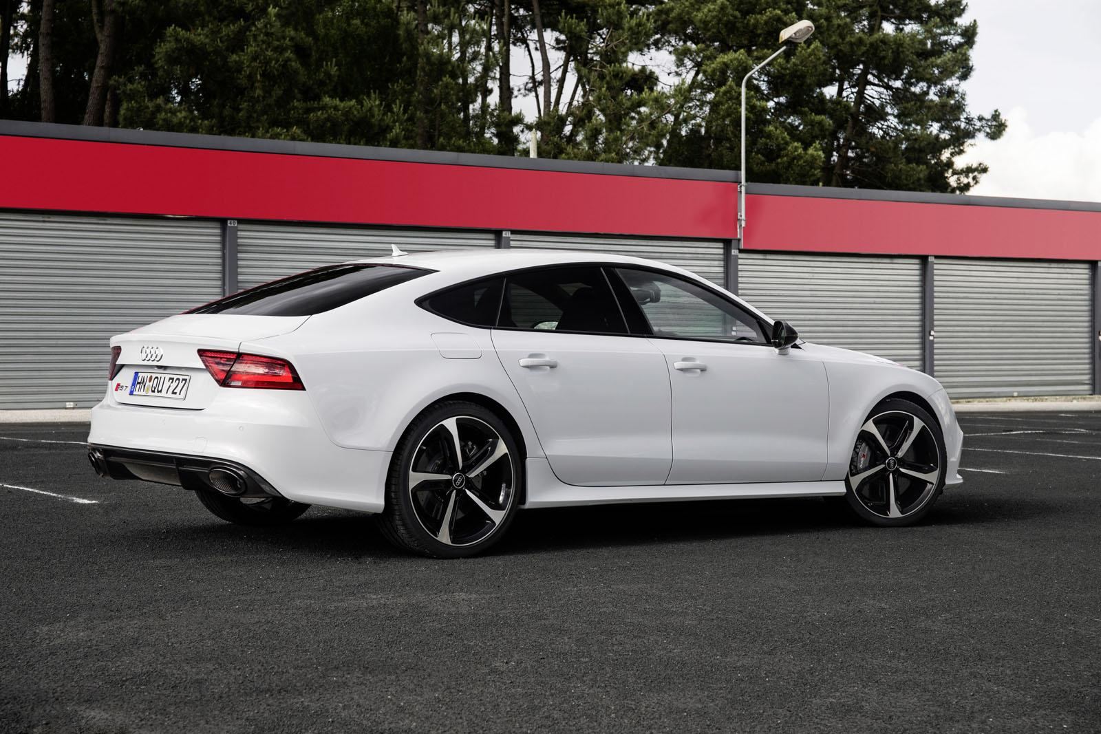 Audi Rs7 2014 Wallpaper - Audi Rs7 Sportback 2015 , HD Wallpaper & Backgrounds