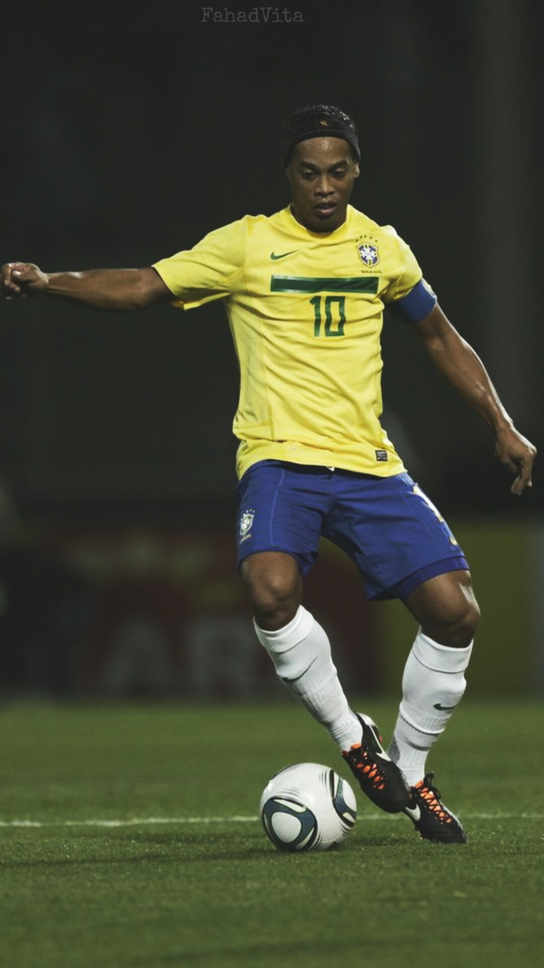 Ronaldinho Wallpaper Iphone Brazil , HD Wallpaper & Backgrounds