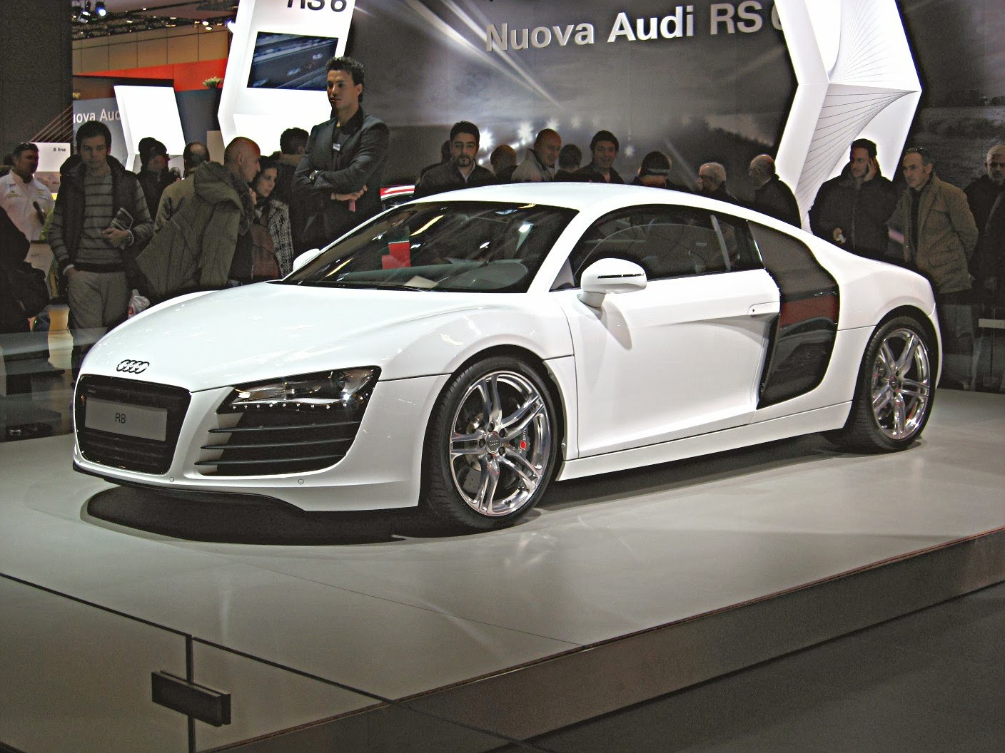 Audi R8 Front , HD Wallpaper & Backgrounds