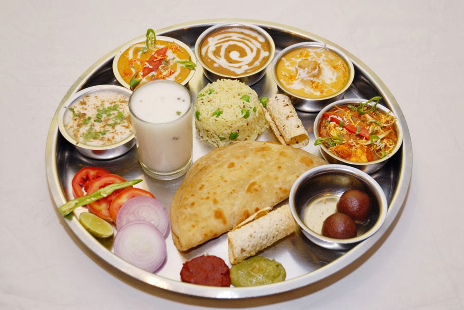 Most Delecious Punjabi Food Thali Photos Wallpaper - Good Afternoon Images With Lunch Download , HD Wallpaper & Backgrounds